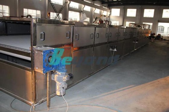 瓶子果汁喷雾冷却输送机 生产瓶子冷却隧道