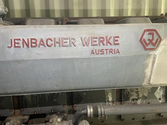 颜巴赫工厂 4T6S