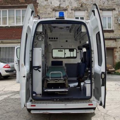 雷诺交通救护车