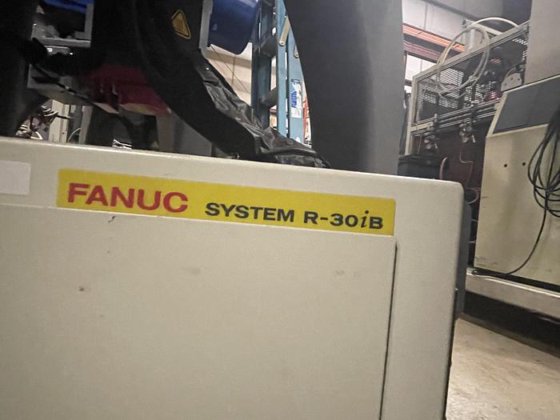 FANUC M410iB/700 PALLETIZING ROBOT WITH
