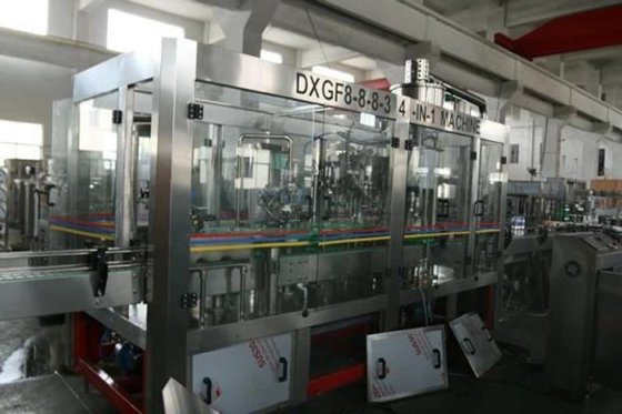 热销玻璃瓶饮料灌装机 软饮料生产线，价格诱人