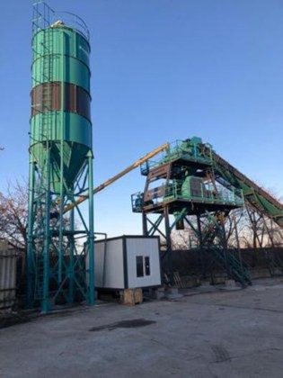 固定式混凝土搅拌站 60 立方米/小时，2 年保修