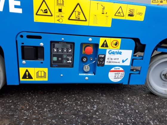 精灵 GS1330 剪叉式升降机