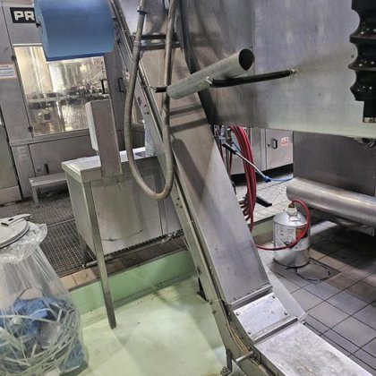 ペットボトル充填ライン