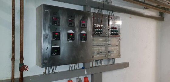 貯蔵タンク [6個]