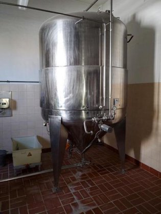 円筒円錐タンク