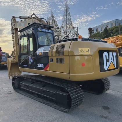 cat 320d