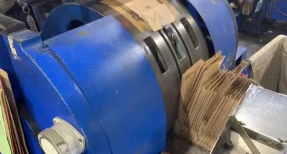 快餐外卖方底纸袋机