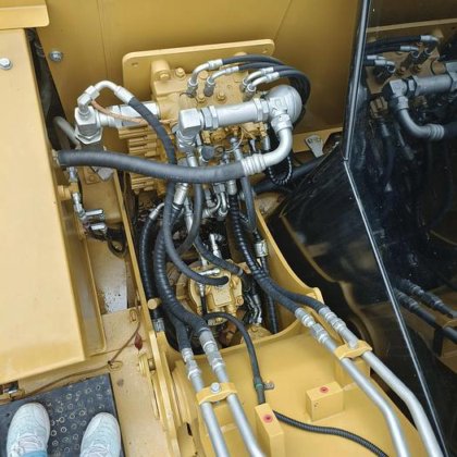 2022 CAT 307e