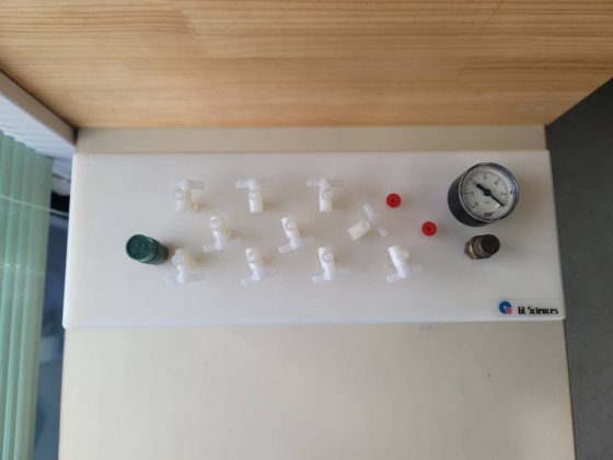 吸引マニホールド