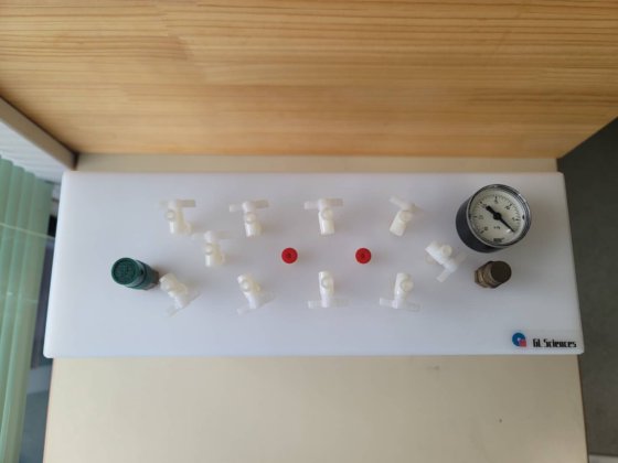 吸引マニホールド