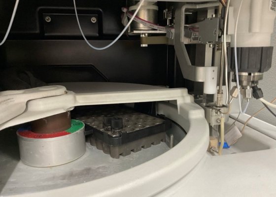 オートサンプラー WPS-3000TSL