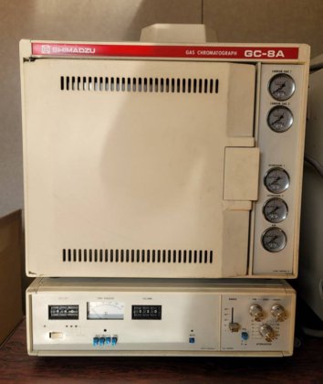 ガスクロマトグラフ GC-8AIF
