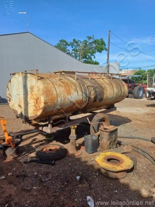 TANQUE COM CHASSI