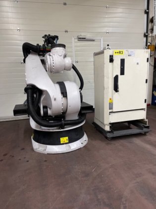 2002 KUKA VKRC2 KR180