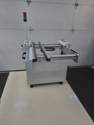 UIC Universal Instruments 44
