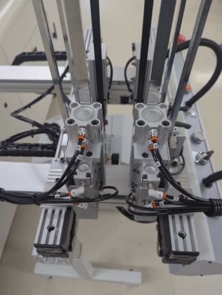 Universal Instruments SMT PCB Destacker
