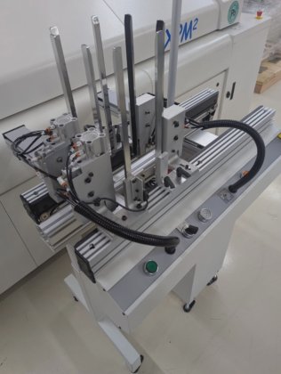 Universal Instruments SMT PCB Destacker