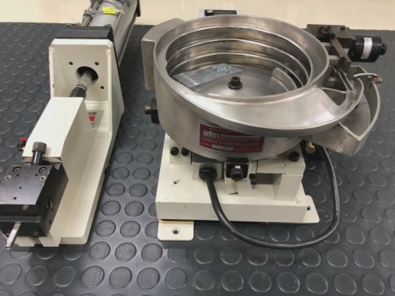 Cambridge Automatic Pin Inserter MD838P w/ Vibratory Bowl Feeder ...