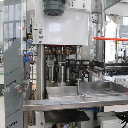 全自动啤酒酿造苏打饮料罐液体灌装封口机械