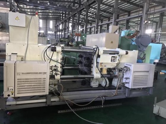 霖城科技 CCH-125型 臥式合模機(台灣製) (塑膠模具)