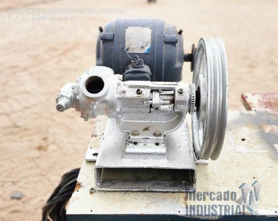 2英寸 x 2英寸齿轮泵，带3马力电动机