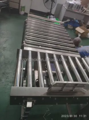 为食品工业定制的不锈钢柔性辊筒输送机