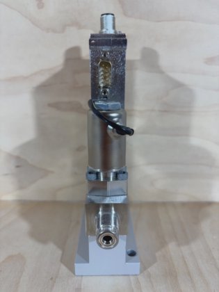 EN Bronkhorst EL-FLOW AIX-055CE Mass