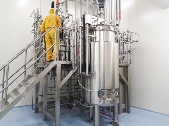 Bailun Automatic vaccine fermenter 1000L in Shanghai, China