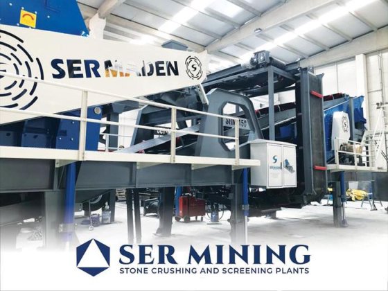 コンパクトで強力な石材加工設備 - 移動式衝撃破砕スクリーニングプラント