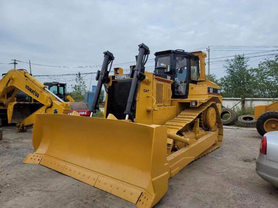 CAT D6H