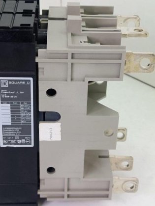 断路器 250 平方 D