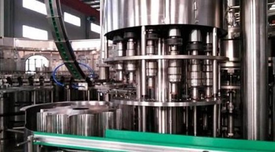 ペットボトル用自動純ミネラルウォーター包装機