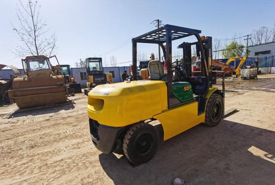 2018 KOMATSU FD50
