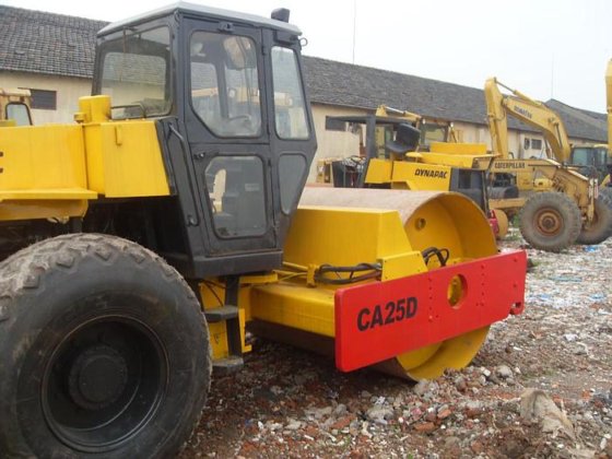 2011 Dynapac CA25D