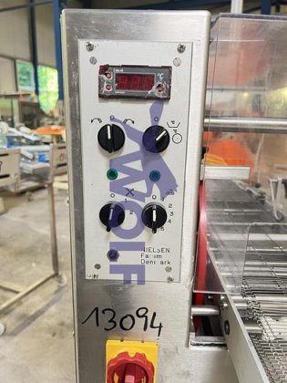 尼尔森涂布机 - 工作宽度为 180 毫米，配有质量轮。