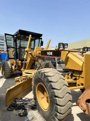 CATERPILLAR 140k