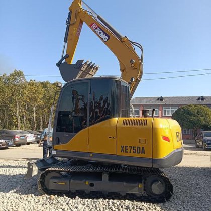 2022 XCMG XE75DA