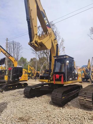 2023 Caterpillar CAT320D