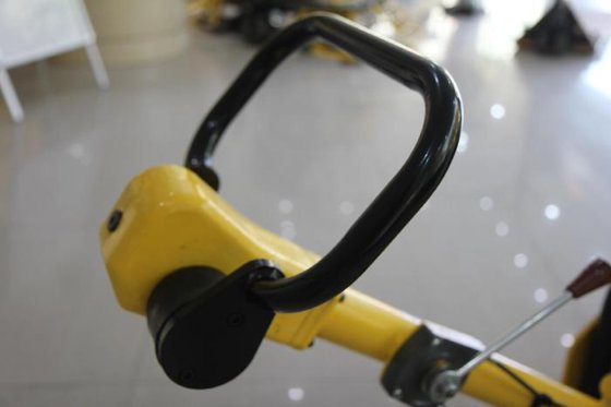 Dynamic DUR-500 液压可逆式汽油重型振动平板压实机