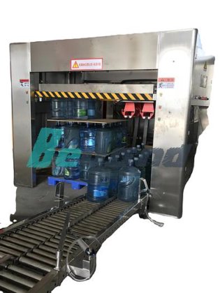 行业领先的高科技全自动 5 加仑纯净水灌装和密封设备