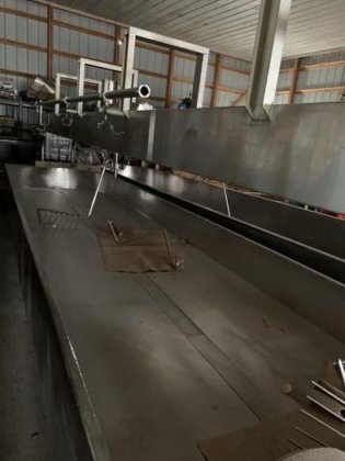 Drain Table Complete with rails,