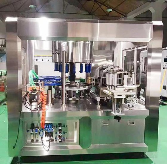 全自動回転式ペット炭酸水丸型角型ボトルロールフィード缶OPP BOPPフィルムホットメルト接着剤ラベリングマシン