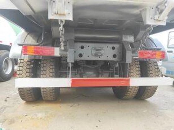 中国重汽豪沃自卸车