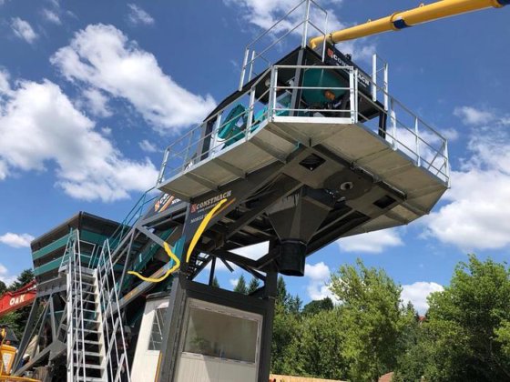 半亜鉛メッキ移動式コンクリートプラント