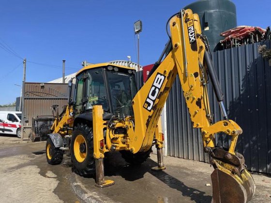 JCB 3CX Sitemaster Backhoe Loader