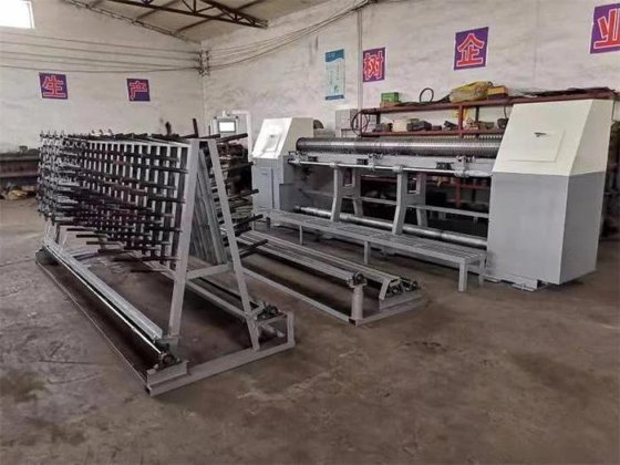 機械を作る自動六角形の金網の鉄の網 販売のための金網の編む機械