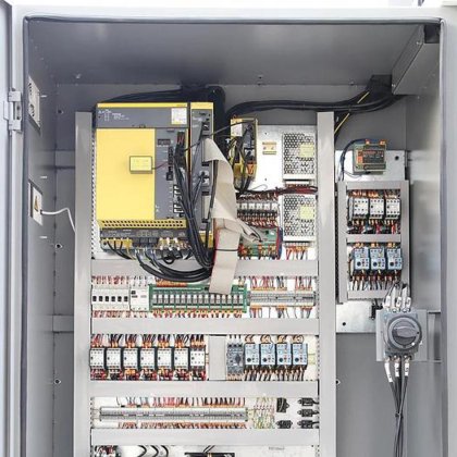 miUmac 高精度と低価格 CNC フライス盤機械立形マシニング センター金属用