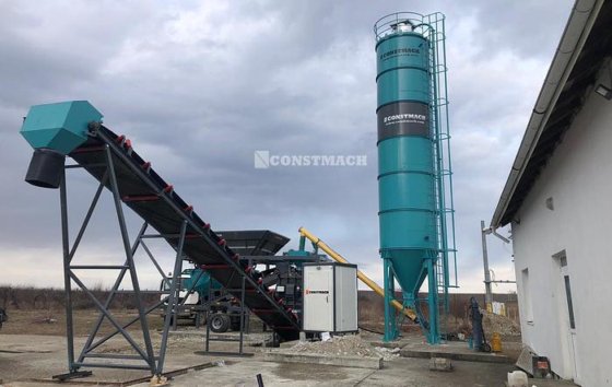 移动式紧凑型混凝土厂 45 立方米/小时。立即致电获取详细信息！