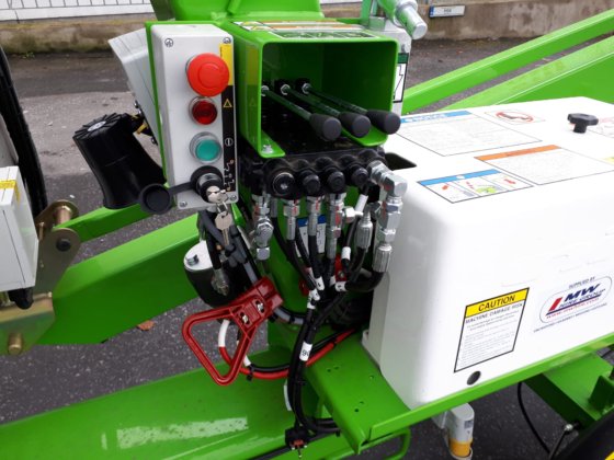 Niftylift 120 – 12m 可牵引